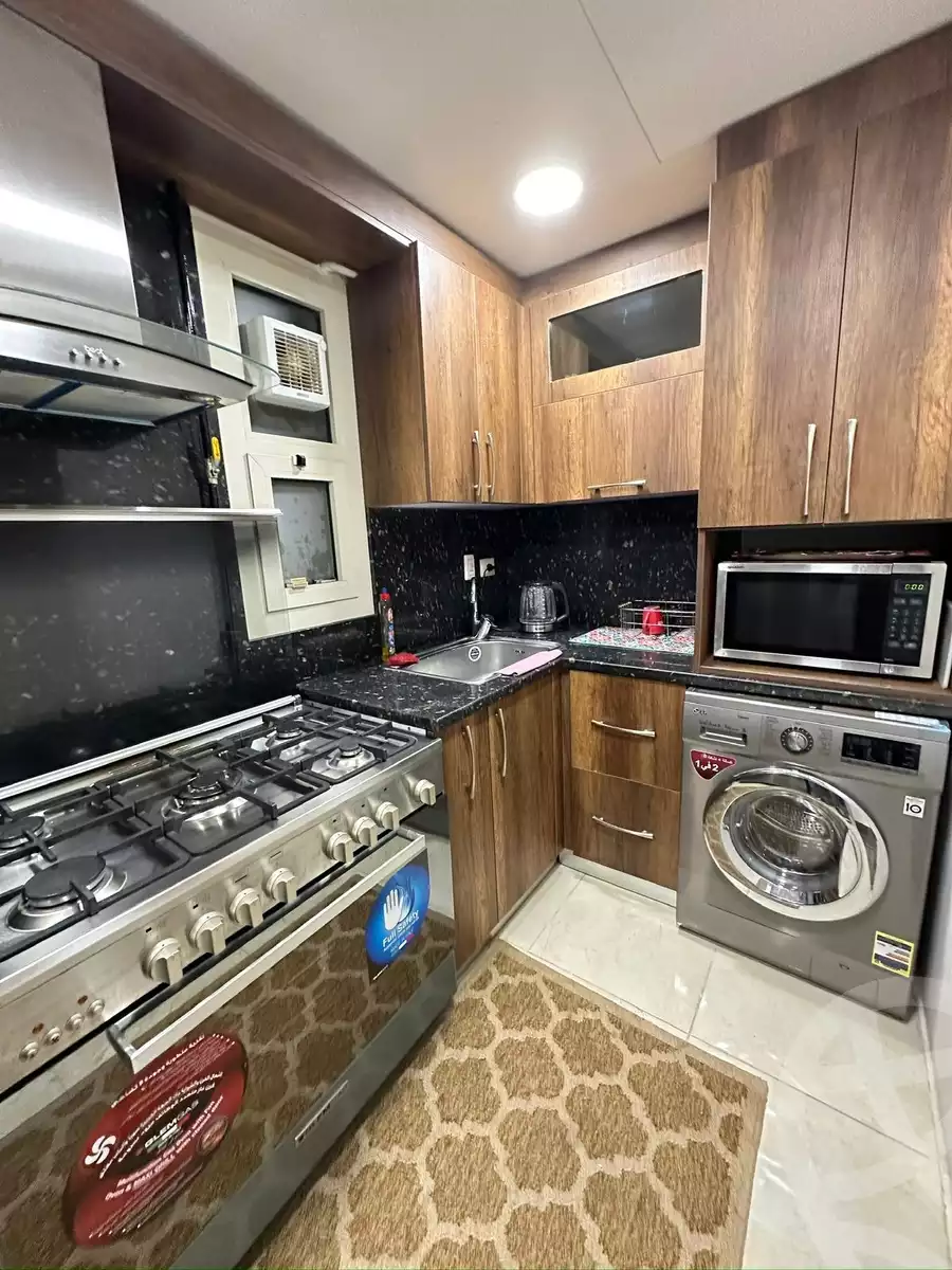 https://aqarmap.com.eg/ar/listing/6261128-for-rent-cairo-new-cairo-compounds-porto-cairo-mall