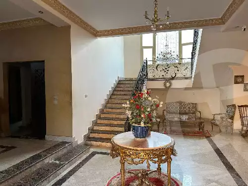 https://aqarmap.com.eg/ar/listing/6255775-for-sale-cairo-new-cairo-ganob-el-akadamiya-south-academy-h-mosaab-ibn-omair-st