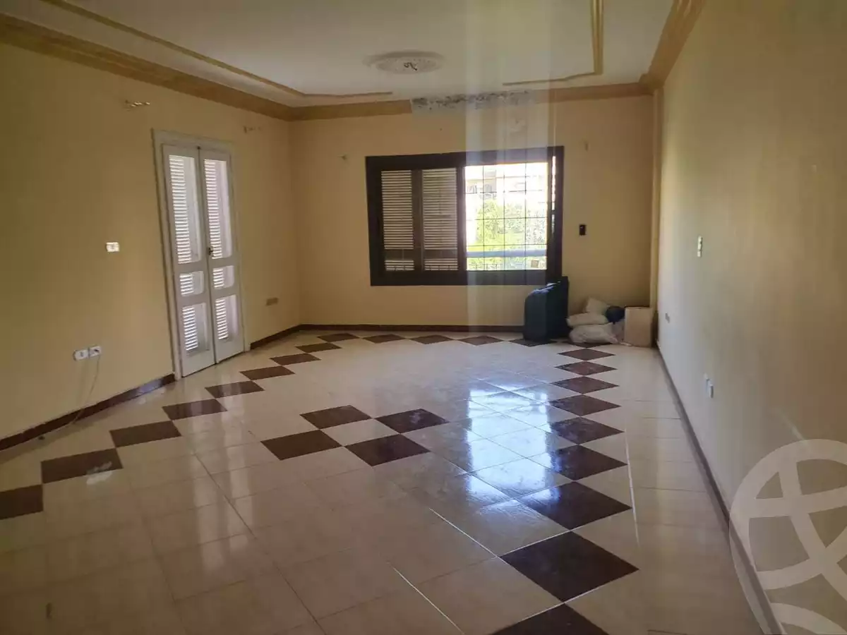https://aqarmap.com.eg/ar/listing/6261634-for-sale-cairo-6th-of-october-featured-neighborhood-fourth-touristic-village-ibrahim-nawwar-st
