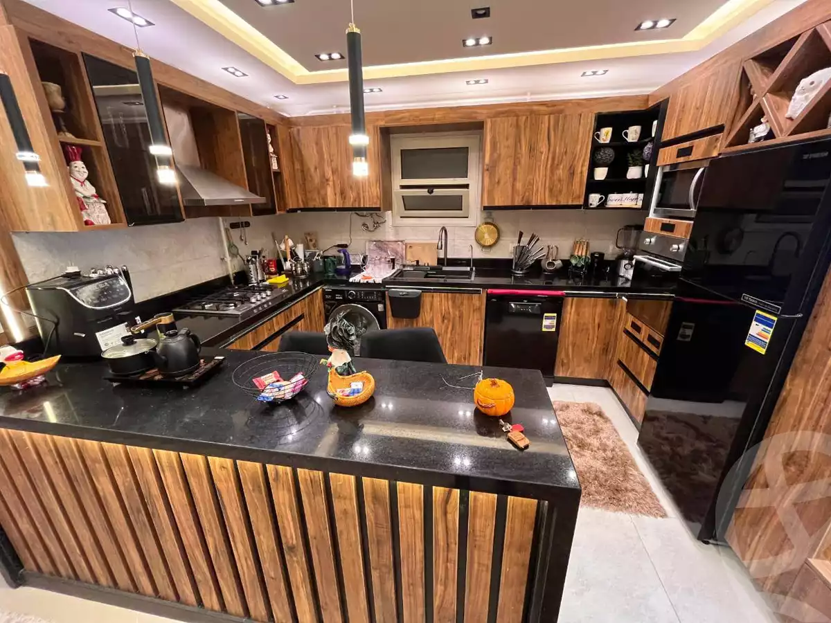 https://aqarmap.com.eg/en/listing/6262364-for-sale-alexandria-camp-cesar-el-gaish-rd