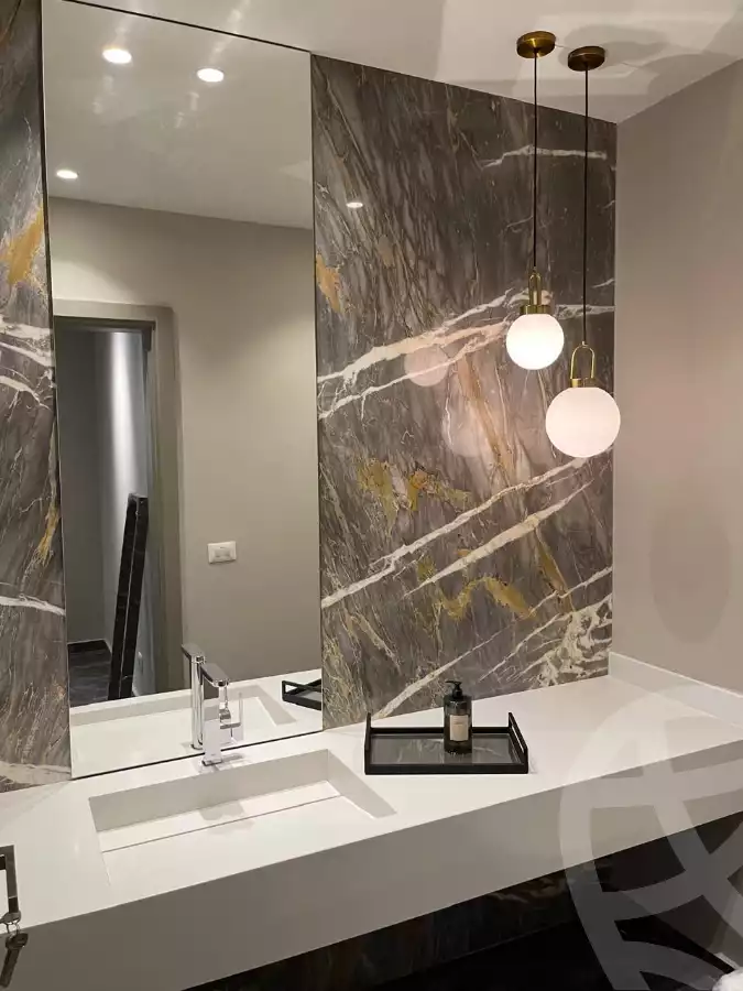 https://aqarmap.com.eg/ar/listing/6262532-for-sale-cairo-el-sheikh-zayed-city-compounds-jewar