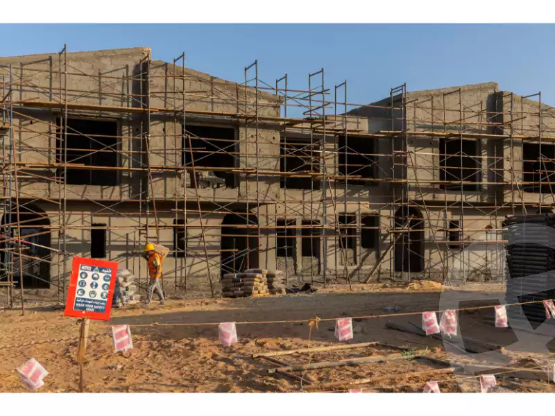 https://aqarmap.com.eg/en/listing/6266063-for-sale-cairo-el-sheikh-zayed-city-compounds-kmbwnd-fyldj-wyst-dr-llttwyr