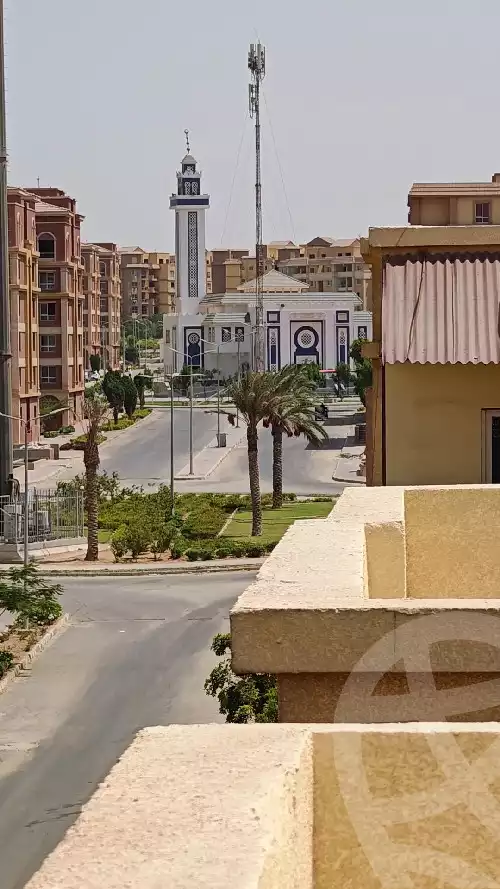 https://aqarmap.com.eg/ar/listing/6171369-for-sale-cairo-6th-of-october-hadaeq-october-kmbwnd-fy-hdyq-ktwbr-djlh-blmz-m-mr-lmrshdy