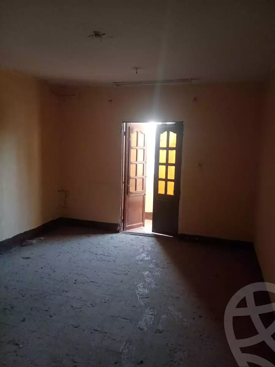 https://aqarmap.com.eg/en/listing/6266758-for-sale-cairo-15th-of-may-mjwr-12