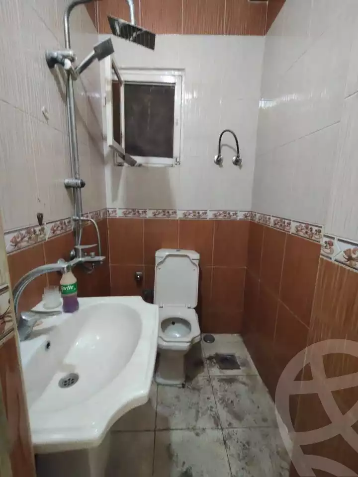 https://aqarmap.com.eg/en/listing/6267469-for-sale-qalyubia-shubra-el-khaima-shubra-el-khaima-city-ahmed-oraby-st