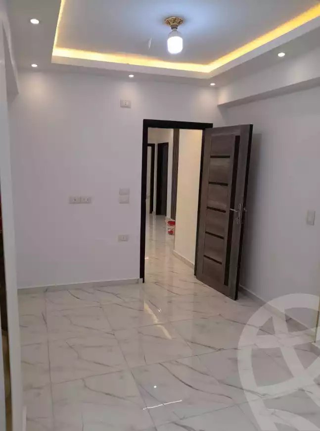 https://aqarmap.com.eg/ar/listing/6270042-for-rent-cairo-helwan-hadayek-helwan-nile-corniche-st
