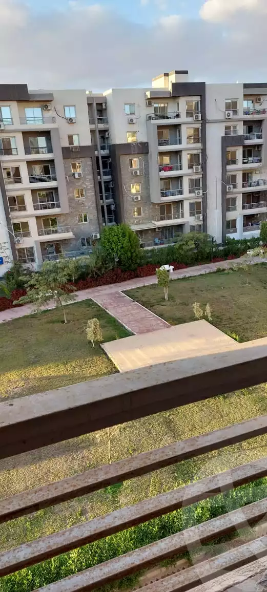https://aqarmap.com.eg/ar/listing/6270217-for-sale-cairo-el-sheikh-zayed-city-compounds-dr-msr