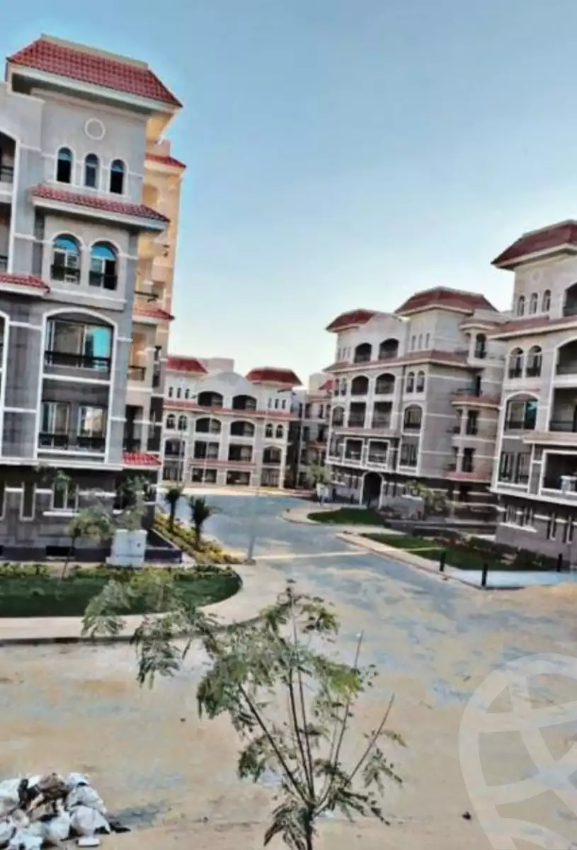 https://aqarmap.com.eg/en/listing/6270268-for-sale-cairo-new-cairo-compounds-dh-ykwn-2-ryzydns-styl-hwm