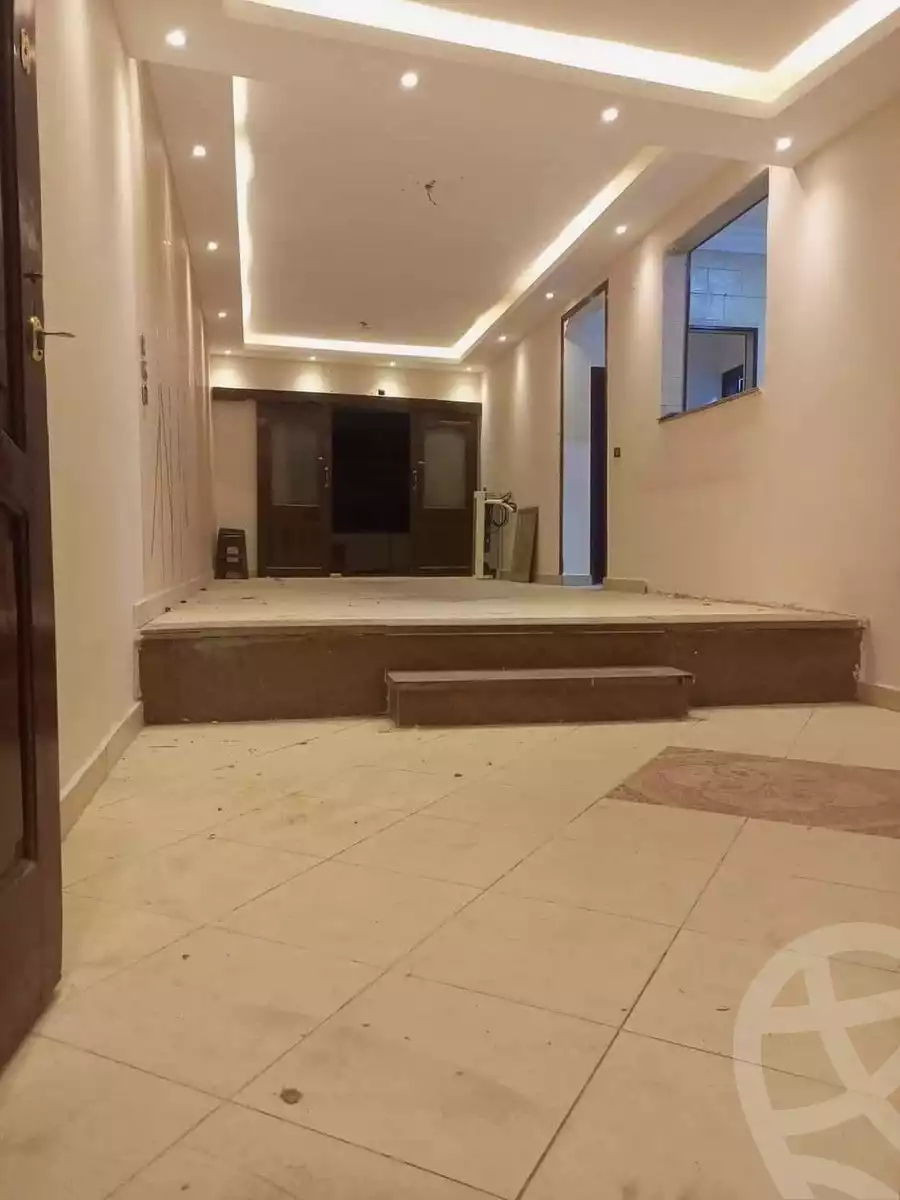 https://aqarmap.com.eg/ar/listing/6270376-for-sale-cairo-helwan-hadayek-helwan-nile-corniche-st