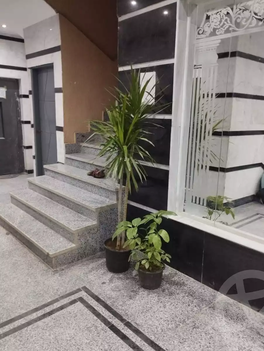 https://aqarmap.com.eg/en/listing/6270578-for-sale-cairo-elnozha-Streettt-27