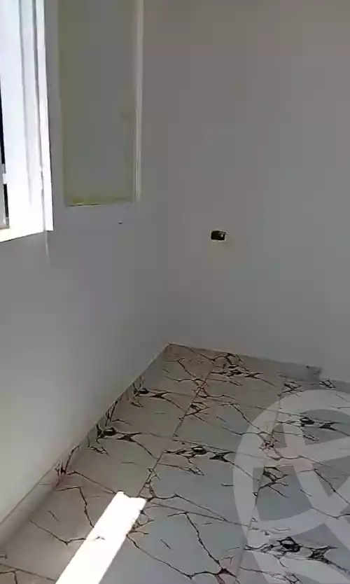 https://aqarmap.com.eg/en/listing/6270585-for-sale-cairo-helwan-hadayek-helwan-el-eshrein-st