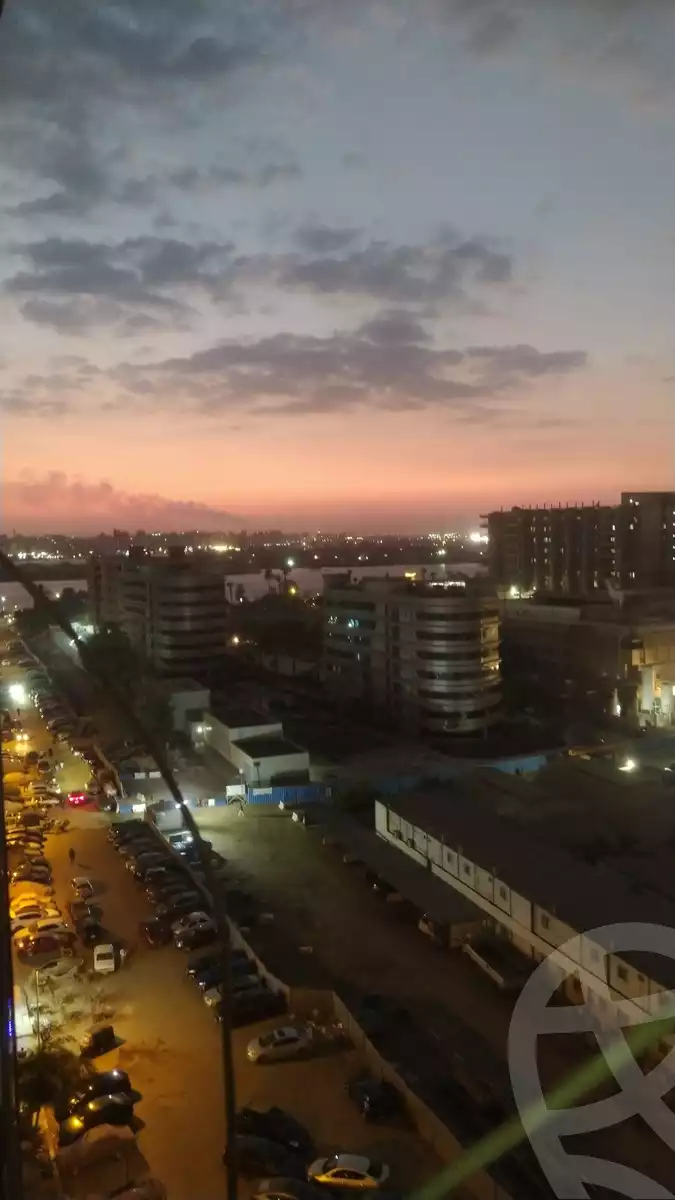 https://aqarmap.com.eg/en/listing/6271495-for-sale-cairo-shoubra-corniche-el-nile-st
