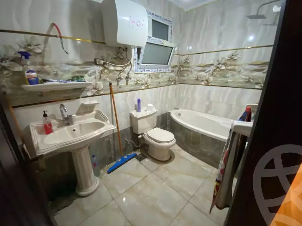 https://aqarmap.com.eg/ar/listing/6272038-for-rent-cairo-ain-shams-ain-shams-el-sharkia-shr-brhym-bd-lrzq