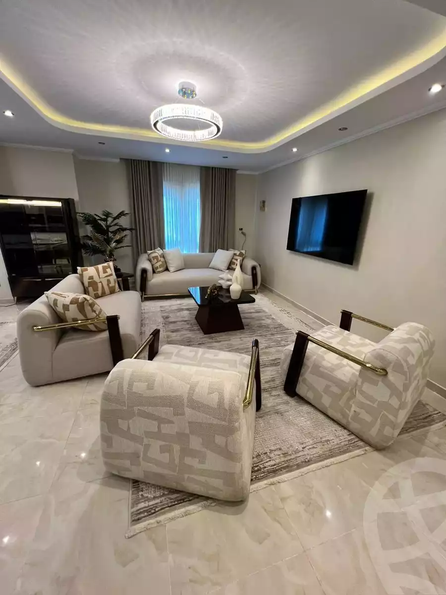 https://aqarmap.com.eg/ar/listing/6272372-for-sale-cairo-new-cairo-compounds-mwrd-fq-llttwyr