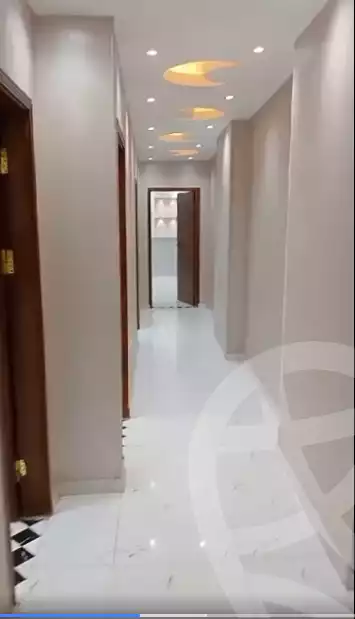 https://aqarmap.com.eg/ar/listing/6273900-for-rent-cairo-helwan-hadayek-helwan-nile-corniche-st