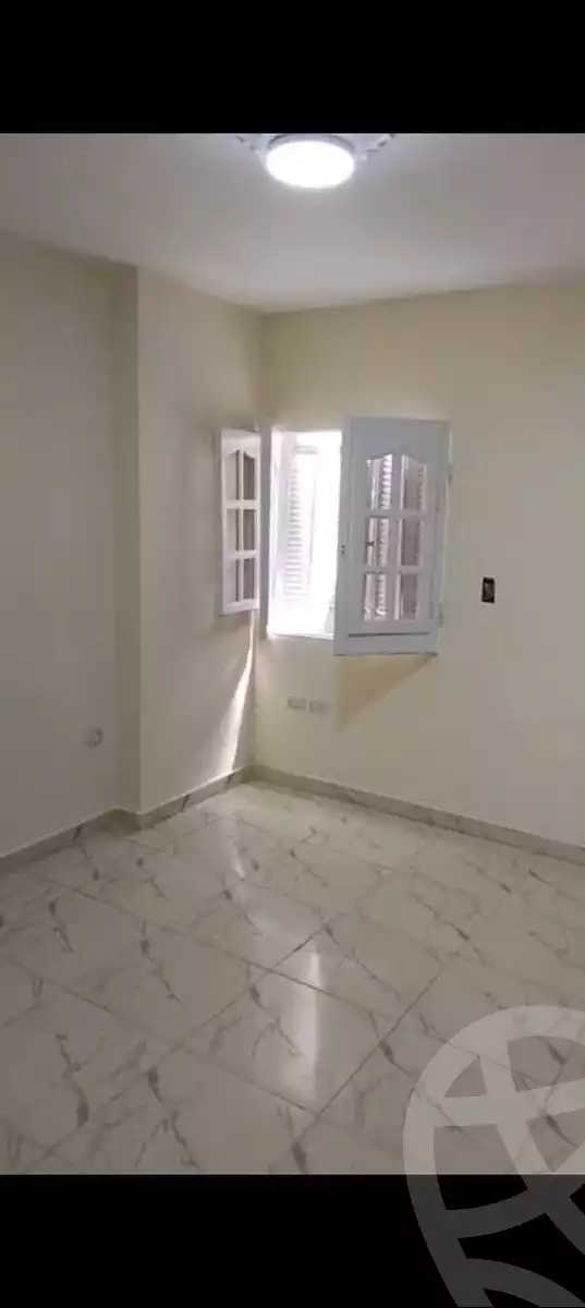 https://aqarmap.com.eg/ar/listing/6275481-for-sale-cairo-helwan-helwan-el-sharkeya-thabit-basha-st