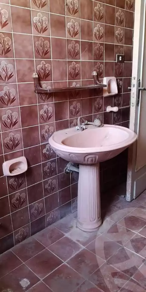 https://aqarmap.com.eg/ar/listing/6276545-for-rent-alexandria-sporting