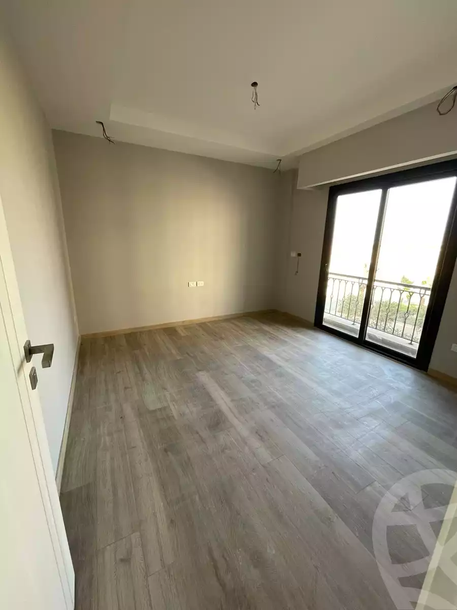 https://aqarmap.com.eg/ar/listing/6277314-for-rent-cairo-el-sheikh-zayed-city-compounds-kmbwnd-fyldj-wyst-dr-llttwyr
