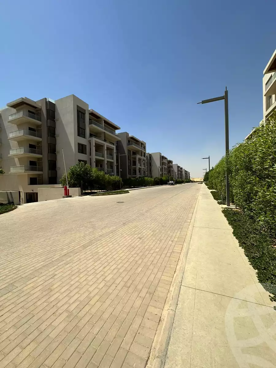 https://aqarmap.com.eg/en/listing/6277654-for-sale-cairo-new-cairo-compounds-the-address-east