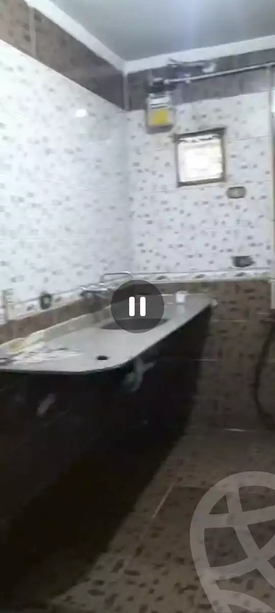 https://aqarmap.com.eg/en/listing/6277705-for-rent-cairo-ain-shams-ahmed-esmat-st