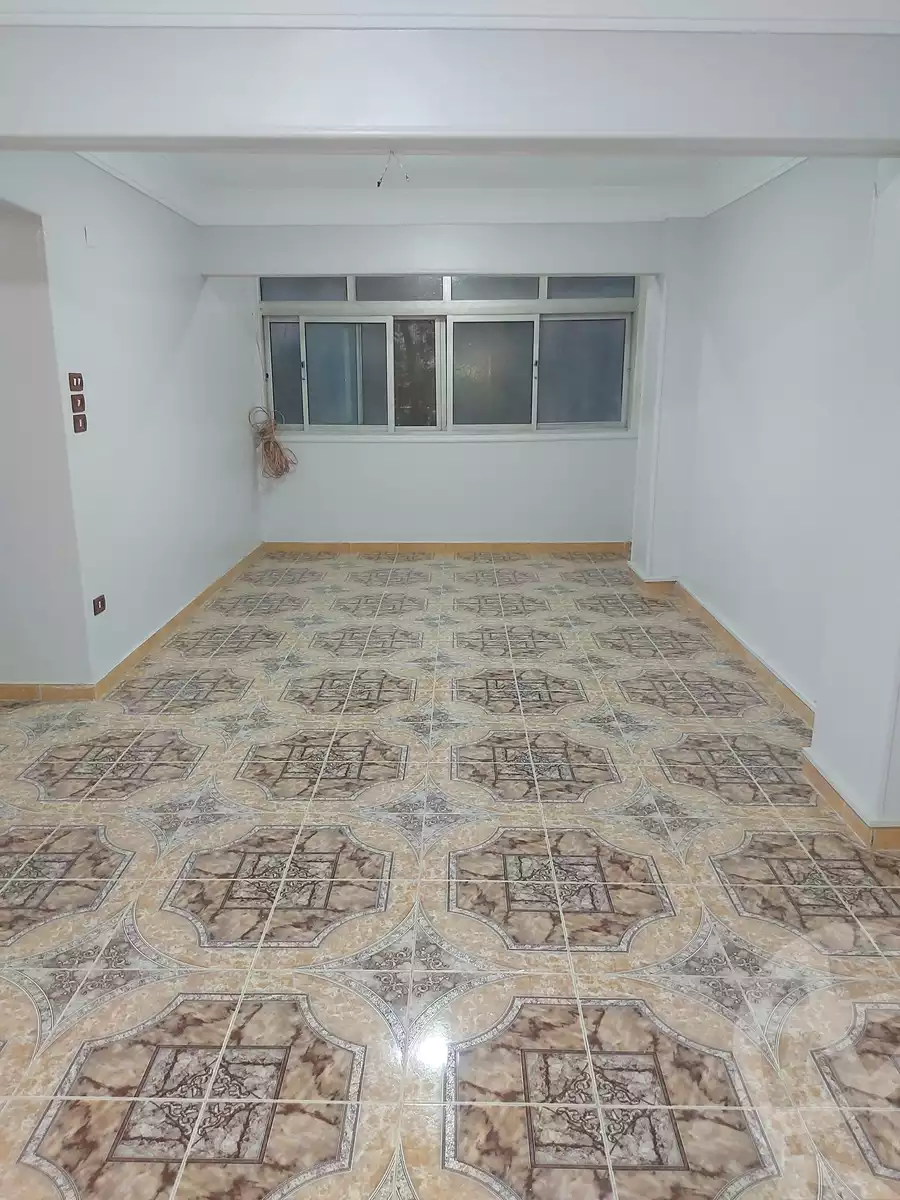 https://aqarmap.com.eg/ar/listing/6277752-for-sale-cairo-helwan-rostom-st