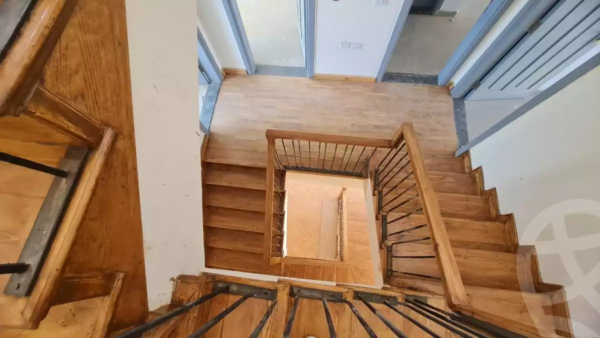https://aqarmap.com.eg/ar/listing/6279553-for-sale-cairo-el-sheikh-zayed-city-compounds-el-patio-zahraa