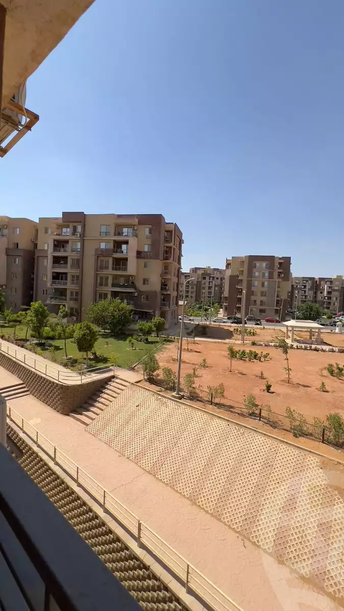 https://aqarmap.com.eg/en/listing/6280362-for-sale-cairo-6th-of-october-hadaeq-october-kmbwnd-fy-hdyq-ktwbr-dar-misr