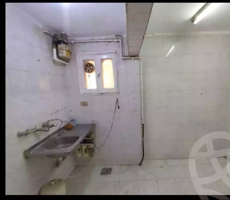 https://aqarmap.com.eg/en/listing/6281349-for-rent-cairo-el-zaytun-lzytwn-lshrqy-toman-bai-st