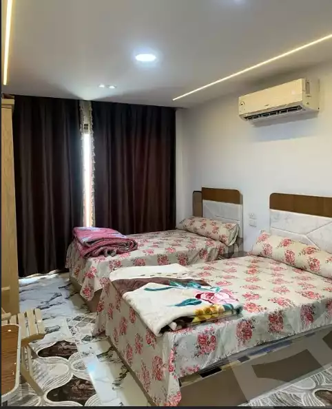 https://aqarmap.com.eg/ar/listing/6282395-for-rent-port-said-kmbwnd-fy-bwr-s-yd-porto-said-compound-amer-group