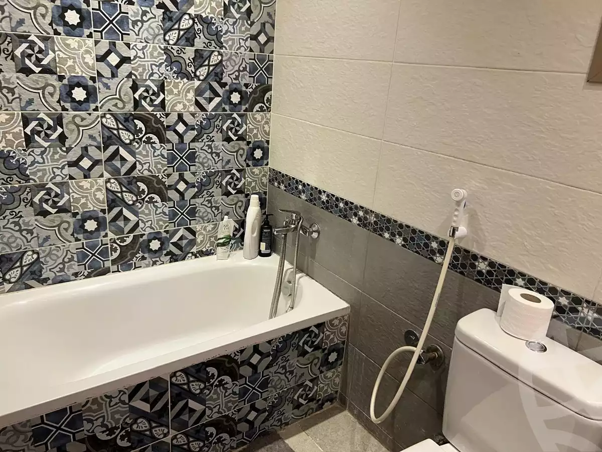https://aqarmap.com.eg/ar/listing/6283739-for-rent-cairo-el-sheikh-zayed-city-compounds-opera-city