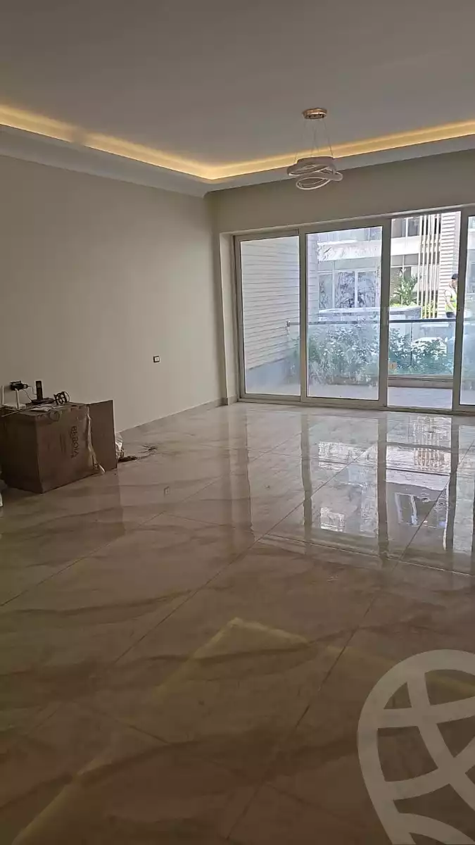 https://aqarmap.com.eg/ar/listing/6284291-for-rent-cairo-new-cairo-compounds-mountain-view-2