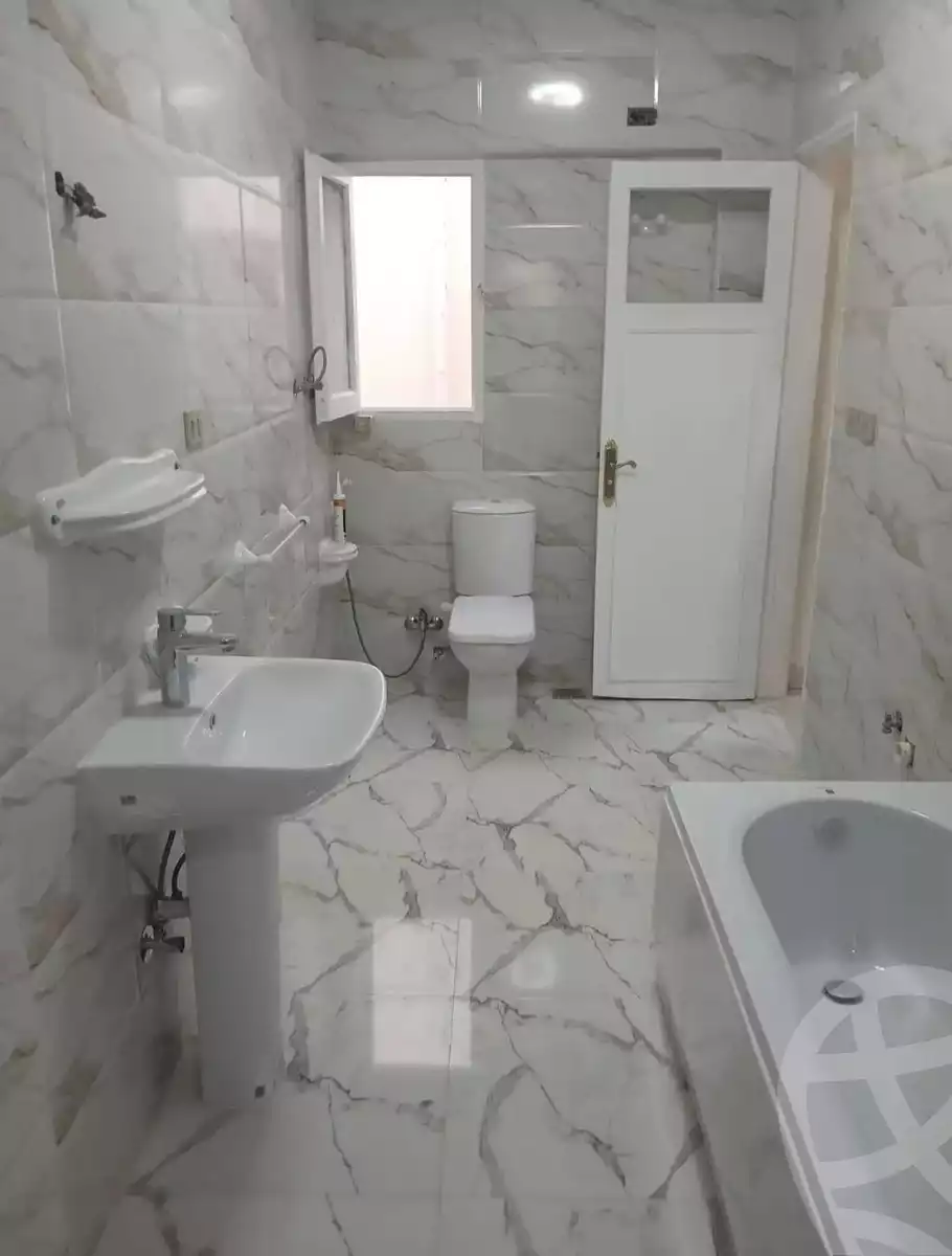 https://aqarmap.com.eg/ar/listing/6284641-for-sale-alexandria-zezenia