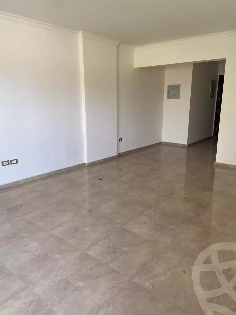 https://aqarmap.com.eg/ar/listing/6285015-for-sale-cairo-el-sheikh-zayed-city-lshykh-zyd-ljdyd-west-view-residence-hdp