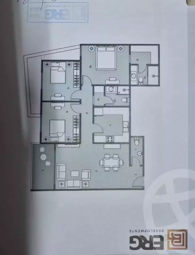 https://aqarmap.com.eg/ar/listing/6285077-for-sale-cairo-new-cairo-compounds-eelaf-residence-erg