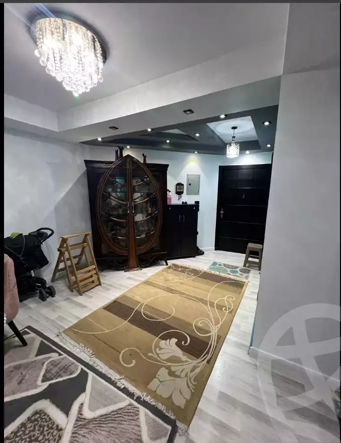 https://aqarmap.com.eg/ar/listing/6285316-for-sale-cairo-helwan-helwan-el-sharkeya-abd-el-rahman-pasha-st