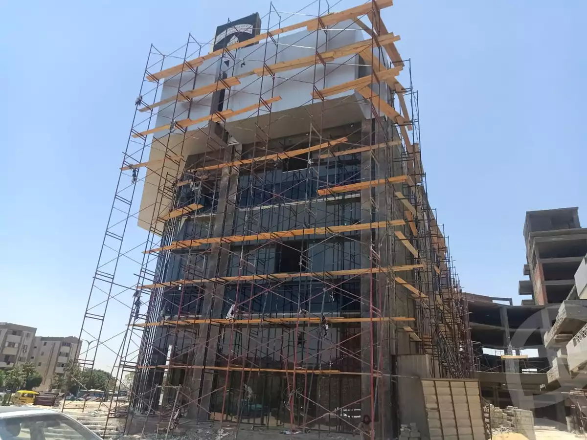 https://aqarmap.com.eg/en/listing/6286175-for-sale-cairo-6th-of-october-compounds-west-el-balad-mall-oad