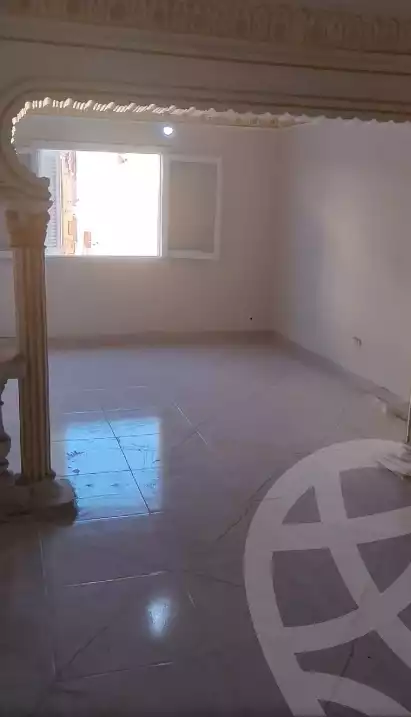 https://aqarmap.com.eg/en/listing/6287271-for-sale-alexandria-l-jmy-el-hanouvel