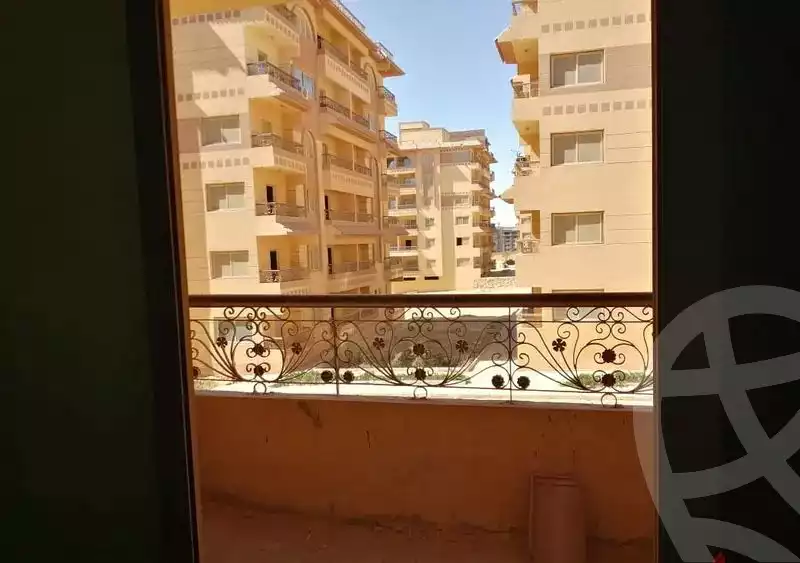 https://aqarmap.com.eg/ar/listing/6289039-for-sale-cairo-new-cairo-compounds-bankers-compound