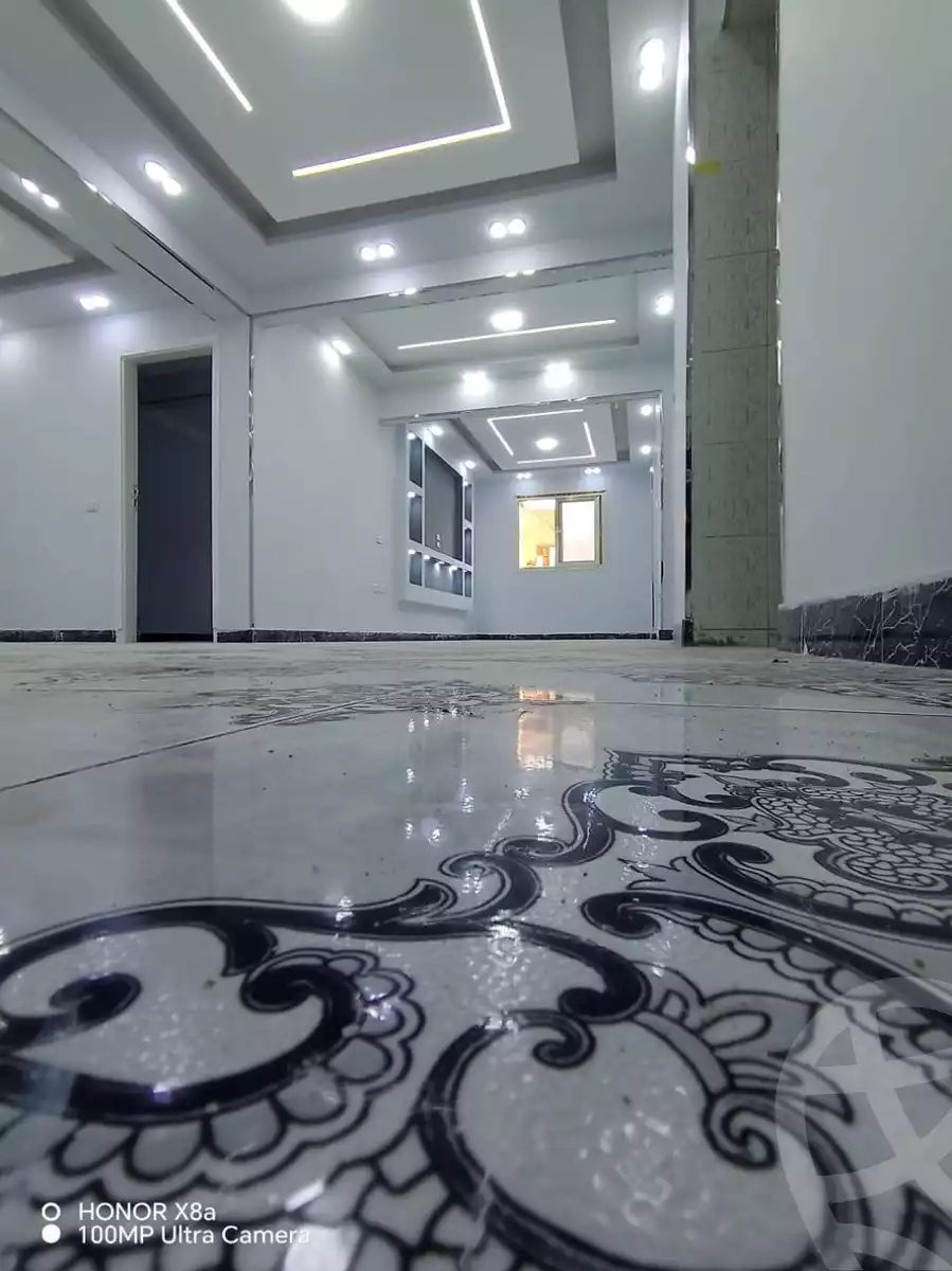 https://aqarmap.com.eg/en/listing/6290389-for-sale-cairo-helwan-helwan-el-sharkeya-heidar-st