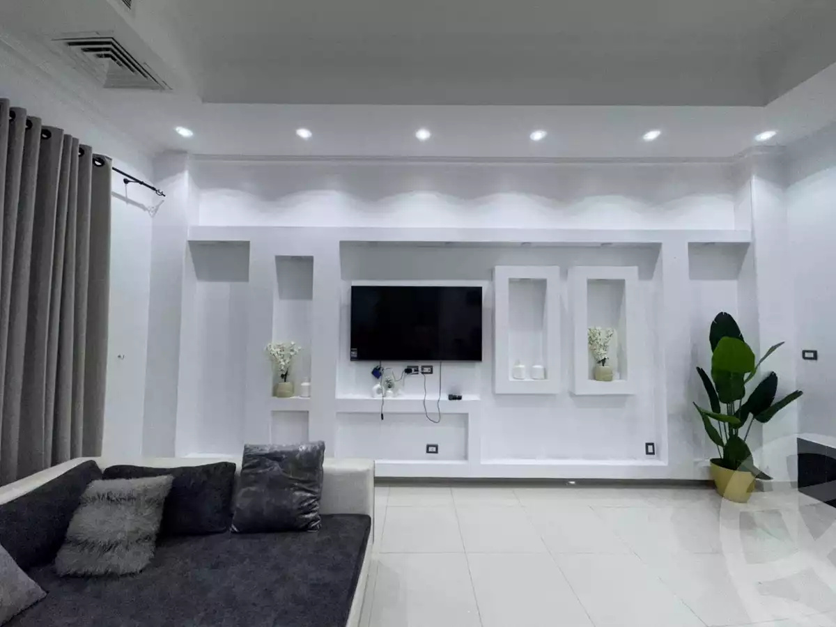 https://aqarmap.com.eg/ar/listing/6290576-for-rent-cairo-new-cairo-compounds-qtmy-blmz