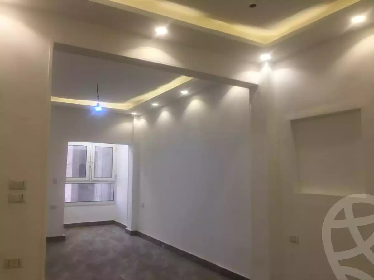 https://aqarmap.com.eg/ar/listing/6293067-for-sale-cairo-ljyz-shareaa-morad  charel degol