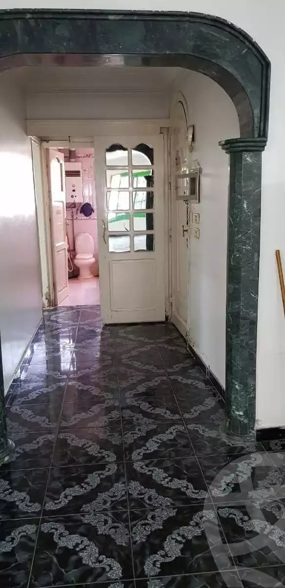 https://aqarmap.com.eg/ar/listing/6293231-for-sale-cairo-helwan-helwan-el-sharkeya-saleh-sobhy-st