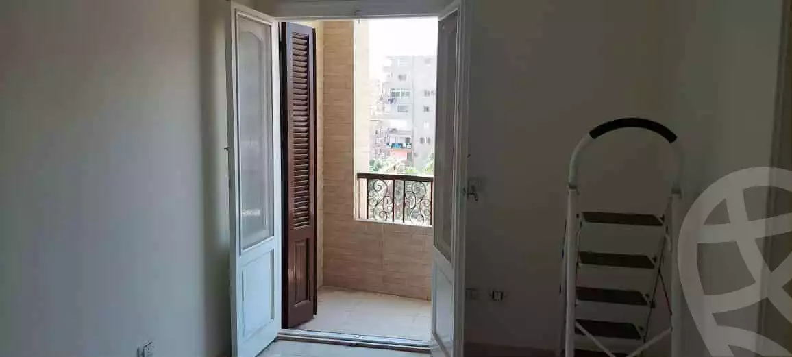 https://aqarmap.com.eg/ar/listing/6294715-for-sale-cairo-ain-shams-ain-shams-el-sharkia-ahmed-ismail-st
