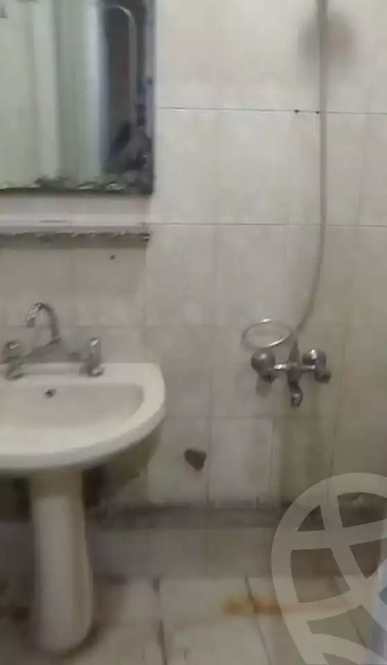 https://aqarmap.com.eg/en/listing/6296978-for-rent-cairo-ain-shams-el-naam