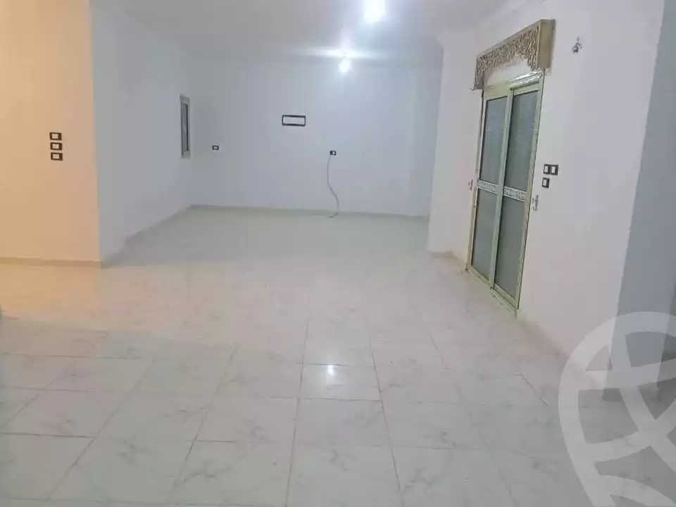 https://aqarmap.com.eg/ar/listing/6296987-for-rent-asyut-asyut-city