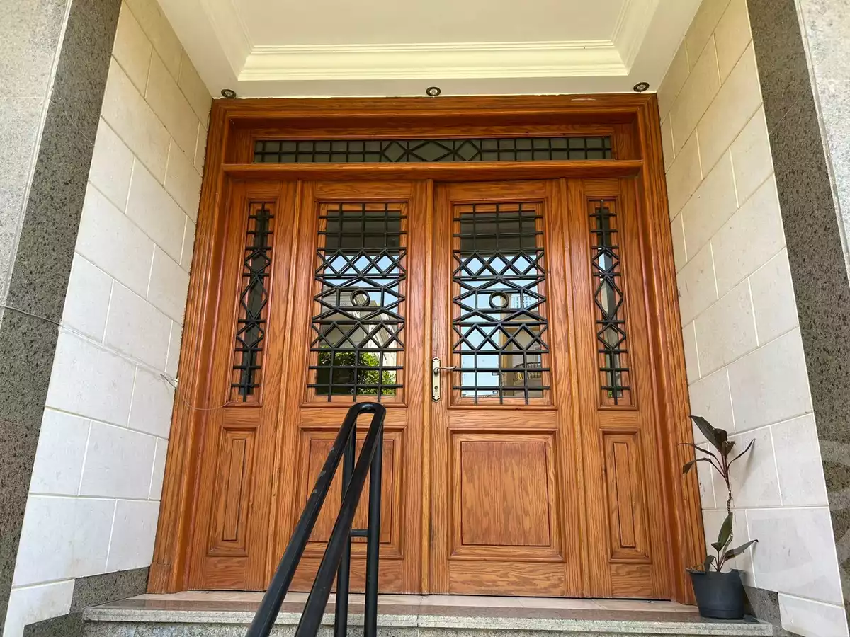 https://aqarmap.com.eg/ar/listing/6301451-for-rent-cairo-new-cairo-90th-street-south-teseen-st