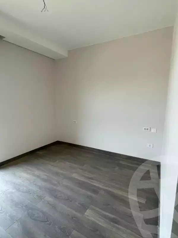 https://aqarmap.com.eg/en/listing/6303417-for-sale-cairo-el-sheikh-zayed-city-compounds-zyd-wr-llttwyr-z-tower