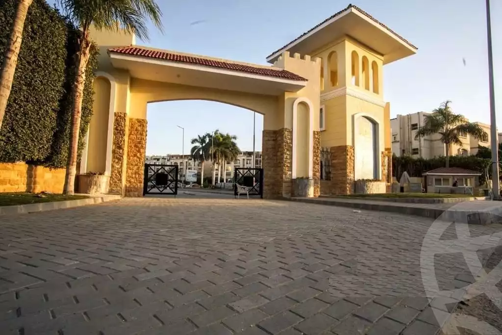 https://aqarmap.com.eg/en/listing/6304006-for-sale-cairo-el-sheikh-zayed-city-compounds-hadayek-el-mohandiseen