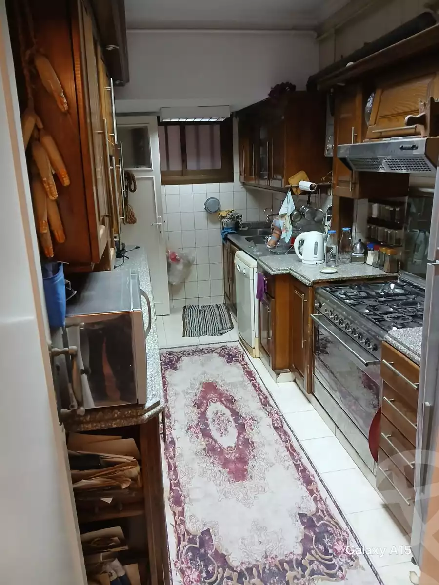 https://aqarmap.com.eg/en/listing/6306508-for-sale-cairo-shoubra-corniche-el-nile-st