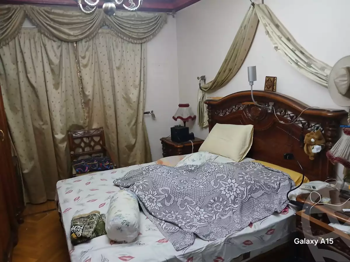 https://aqarmap.com.eg/en/listing/6306508-for-sale-cairo-shoubra-corniche-el-nile-st